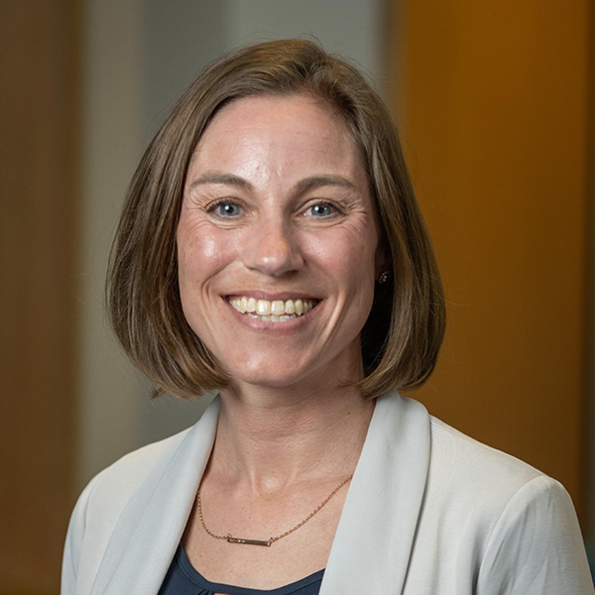 Elizabeth Johnson headshot